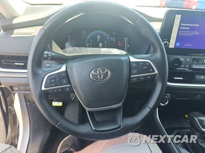 2025 Toyota Grand Highlander XLE - zdjęcie 10 z 30 - miniatura