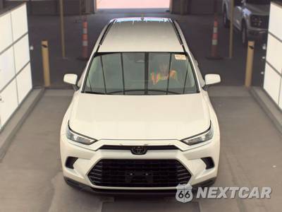2025 Toyota Grand Highlander XLE - zdjęcie 2 z 30 - miniatura