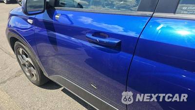 2025 Hyundai Venue SEL - zdjęcie 32 z 32 - miniatura