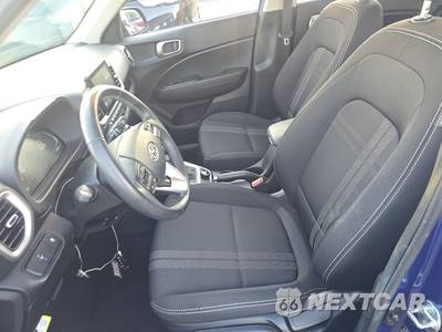 2025 Hyundai Venue SEL - zdjęcie 7 z 32 - miniatura