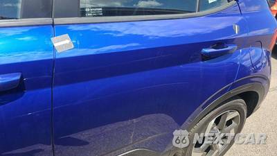 2025 Hyundai Venue SEL - zdjęcie 25 z 32 - miniatura