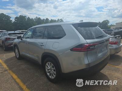 2025 Toyota Grand Highlander XLE - zdjęcie 6 z 25 - miniatura
