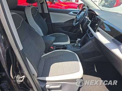 2025 Volkswagen Taos SE - zdjęcie 8 z 31 - miniatura