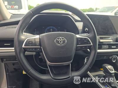 2025 Toyota Grand Highlander XLE - zdjęcie 10 z 36 - miniatura