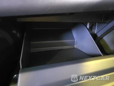 2025 Nissan Kicks SR - zdjęcie 18 z 23 - miniatura