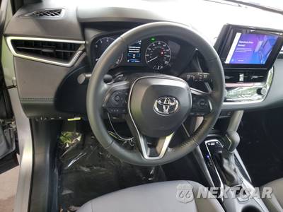 2024 Toyota Corolla Cross Hybrid SE - zdjęcie 10 z 22 - miniatura