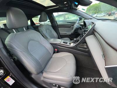 2019 Toyota Avalon Limited - zdjęcie 8 z 41 - miniatura