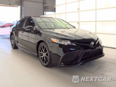2024 Toyota Camry SE - zdjęcie 3 z 34 - miniatura