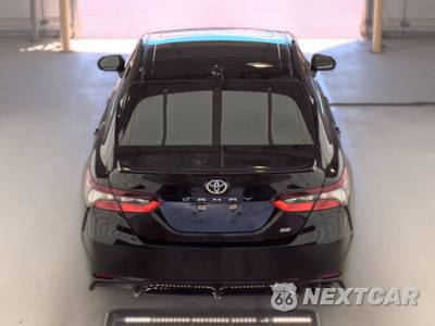 2024 Toyota Camry SE - zdjęcie 5 z 34 - miniatura