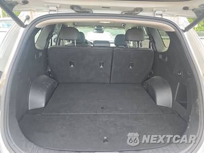 2023 Hyundai Santa Fe SEL - zdjęcie 16 z 34 - miniatura