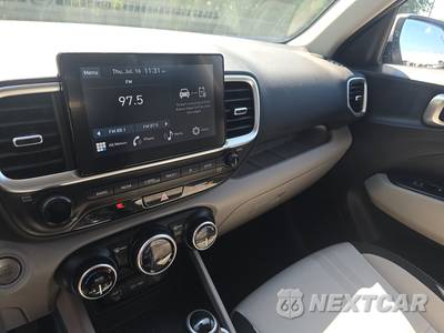2025 Hyundai Venue SEL - zdjęcie 11 z 24 - miniatura