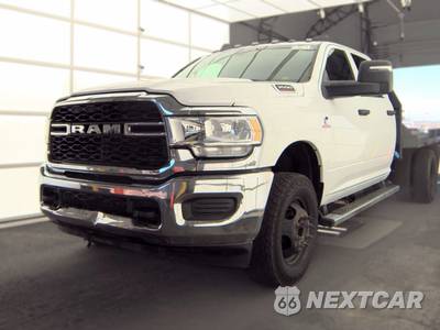 2024 Ram 3500 Cab Chassis Tradesman Crew Cab DRW