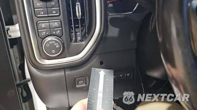 2022 Chevrolet Silverado 3500HD Cab Chassis LT Crew Cab 1LT DRW - zdjęcie 19 z 32 - miniatura