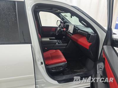2026 Toyota Sequoia TRD Pro - zdjęcie 8 z 19 - miniatura