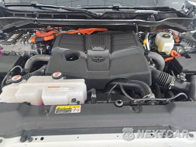 2026 Toyota Sequoia TRD Pro - zdjęcie 15 z 19 - miniatura