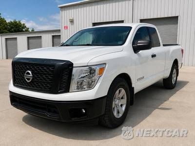 2017 Nissan TITAN S Extended Cab Medium Bed