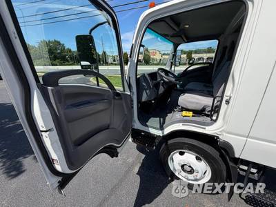 2022 Isuzu NRR Base Low Cab Crew - zdjęcie 29 z 95 - miniatura
