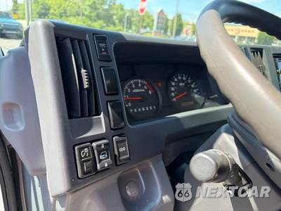 2022 Isuzu NRR Base Low Cab Crew - zdjęcie 35 z 95 - miniatura