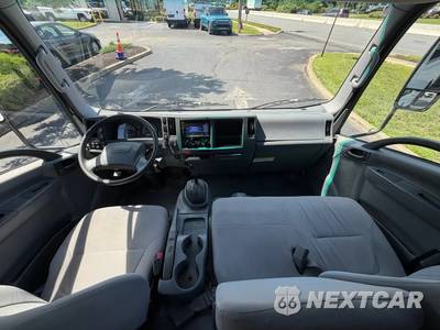 2022 Isuzu NRR Base Low Cab Crew - zdjęcie 43 z 95 - miniatura