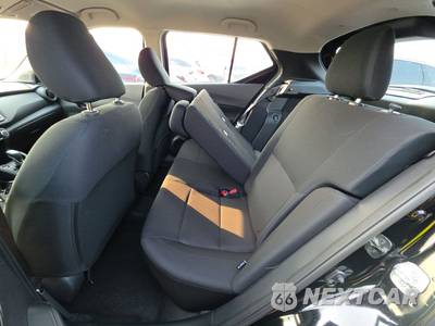 2025 Nissan Kicks Play - zdjęcie 13 z 19 - miniatura