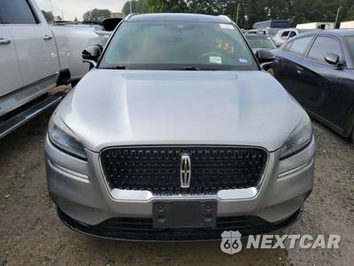 2021 Lincoln Corsair Reserve - zdjęcie 2 z 19 - miniatura