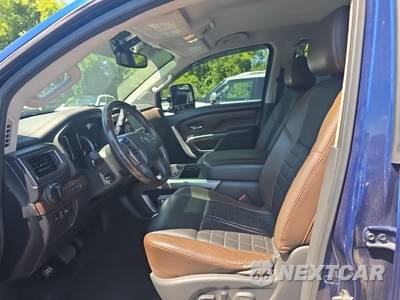 2016 Nissan TITAN XD Platinum Reserve Crew Cab Medium Bed - zdjęcie 13 z 21 - miniatura