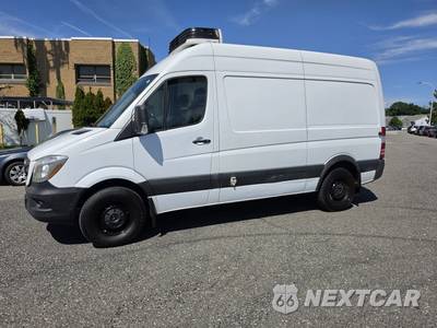 2017 Mercedes-Benz Sprinter 2500 Cargo Van Standard Roof 144.3" WB - zdjęcie 7 z 64 - miniatura