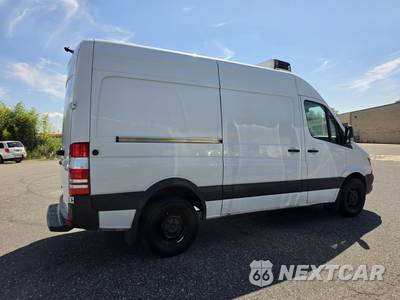 2017 Mercedes-Benz Sprinter 2500 Cargo Van Standard Roof 144.3" WB - zdjęcie 9 z 64 - miniatura