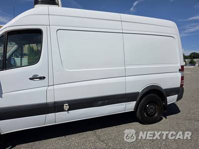 2017 Mercedes-Benz Sprinter 2500 Cargo Van Standard Roof 144.3" WB - zdjęcie 25 z 64 - miniatura