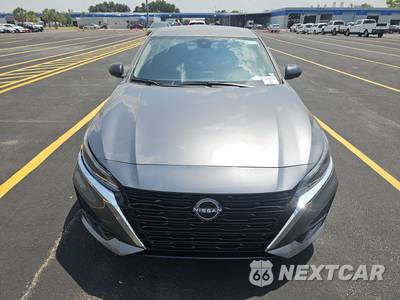 2026 Nissan Altima SV - zdjęcie 2 z 23 - miniatura