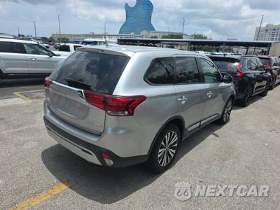 2019 Mitsubishi Outlander ES - zdjęcie 4 z 32 - miniatura