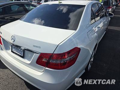 2013 Mercedes-Benz E 350 Sedan - zdjęcie 4 z 32 - miniatura