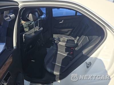 2013 Mercedes-Benz E 350 Sedan - zdjęcie 13 z 32 - miniatura
