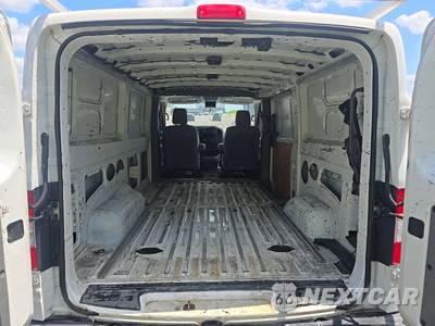 2018 Nissan NV2500 HD Cargo S Standard Roof 146.1" WB - zdjęcie 15 z 39 - miniatura