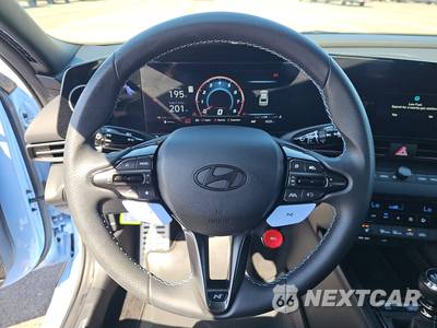 2025 Hyundai Elantra N - zdjęcie 16 z 33 - miniatura