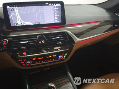 2023 BMW 5 Series Sedan 530i - zdjęcie 11 z 30 - miniatura