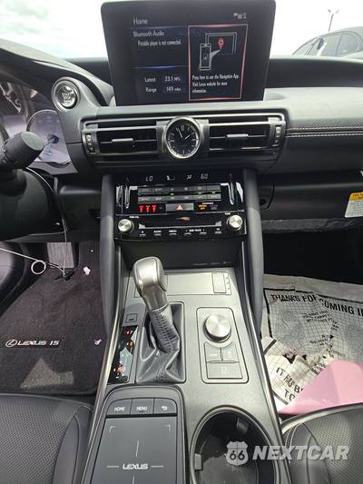 2025 Lexus IS 350 F SPORT Design - zdjęcie 11 z 21 - miniatura