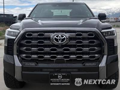 2024 Toyota Tundra Hybrid Platinum Crew Cab Short Bed - zdjęcie 2 z 23 - miniatura