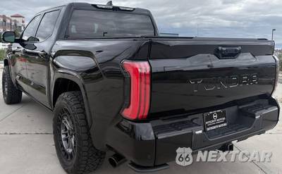 2024 Toyota Tundra Hybrid Platinum Crew Cab Short Bed - zdjęcie 5 z 23 - miniatura