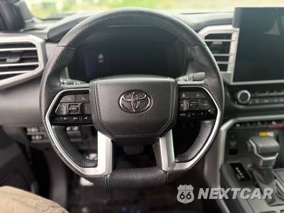 2024 Toyota Tundra Hybrid Platinum Crew Cab Short Bed - zdjęcie 14 z 23 - miniatura
