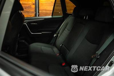 2022 Toyota RAV4 Prime SE - zdjęcie 11 z 31 - miniatura