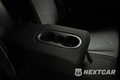 2025 Volkswagen Jetta Sport - zdjęcie 16 z 28 - miniatura
