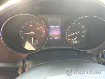 2020 Toyota C-HR XLE - zdjęcie 12 z 29 - miniatura