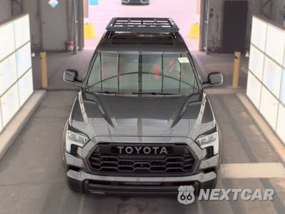 2025 Toyota Sequoia TRD Pro - zdjęcie 2 z 23 - miniatura