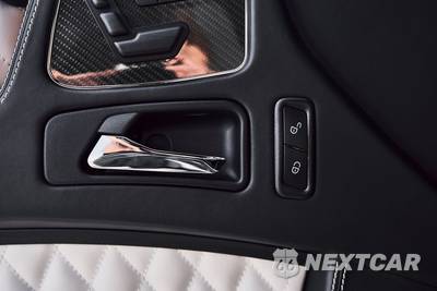 2018 Mercedes-Benz AMG G 65 4MATIC - zdjęcie 39 z 50 - miniatura