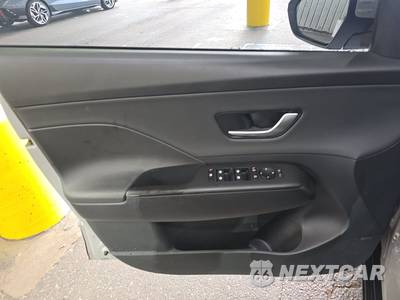 2024 Hyundai Kona Limited - zdjęcie 9 z 24 - miniatura