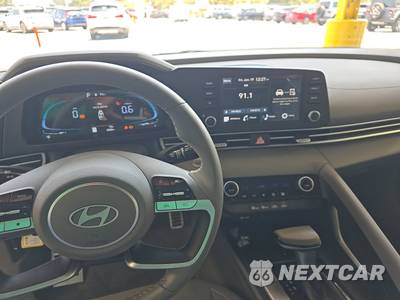 2025 Hyundai Elantra SEL Sport - zdjęcie 11 z 36 - miniatura