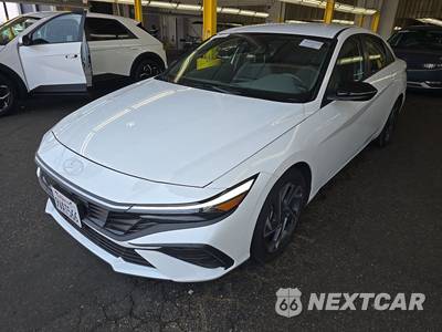 2025 Hyundai Elantra SEL Sport - zdjęcie 1 z 36 - miniatura