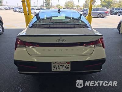 2025 Hyundai Elantra SEL Sport - zdjęcie 5 z 36 - miniatura