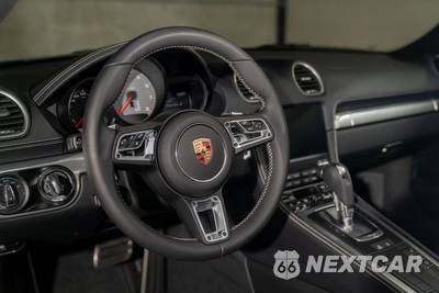 2025 Porsche 718 Cayman S - zdjęcie 9 z 47 - miniatura